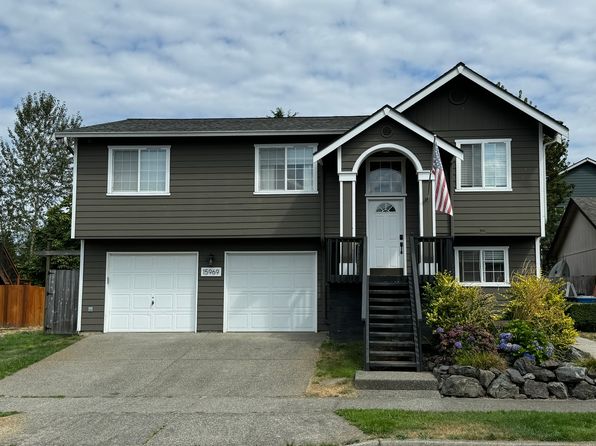 15969 Lakeview Ave SE