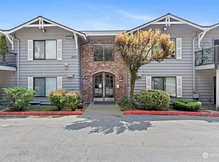 8021 234th St SW APT 201, Edmonds, WA 98026
