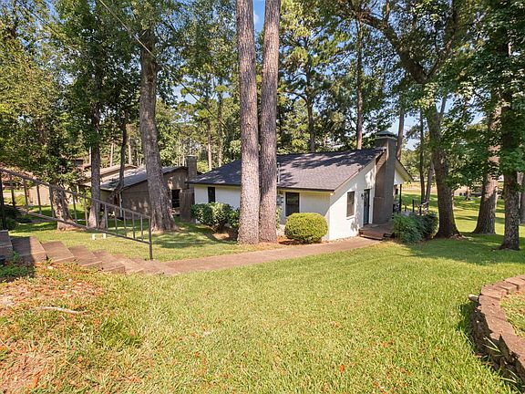3rd image of 21999 Brierwood Dr