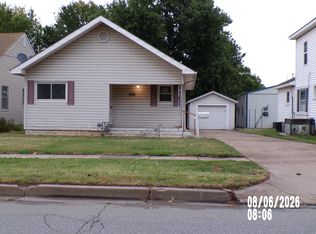 1217 N A St, Wellington, KS 67152