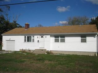 225 3rd Ave, Warwick, RI 02888