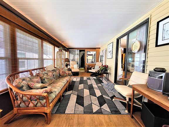 4th image of 10406 Barbarosa Cir