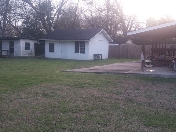 Back yard & outside storage