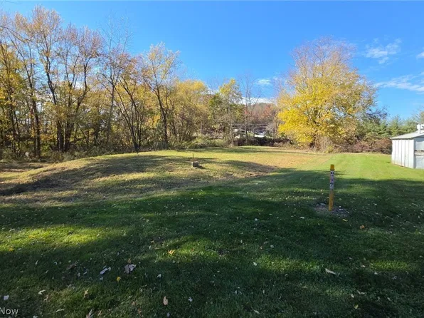 McCook Ave, Dennison, OH 44621