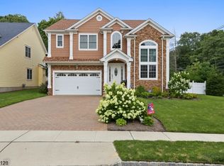 1 Madden Ct, Springfield, NJ 07081