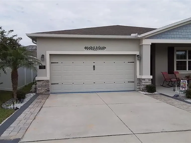 113 Taft Dr — Photo 2