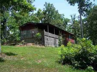 228 Robertson Rd, Kuttawa, KY 42055