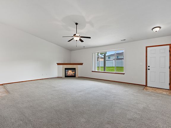 4th image of 404 N Timberlane Rd #404