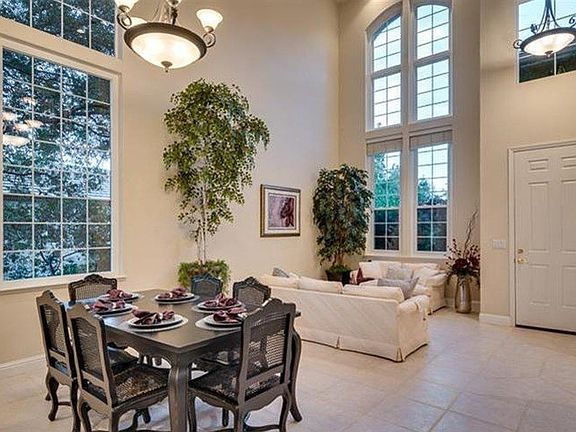 4th image of 12422 Oak Leaf Ct