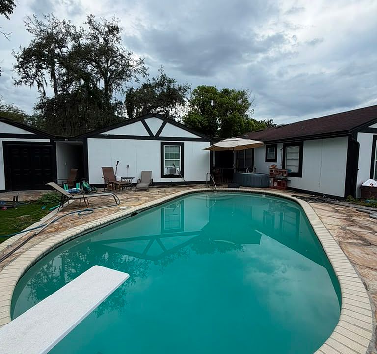 2nd image of 1405 Paula Dr