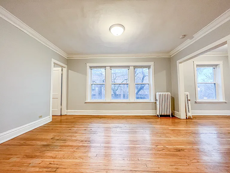 3951 N Hoyne Ave #2 — Photo 6