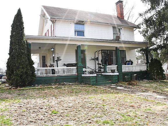 3rd image of 303 W Washington St