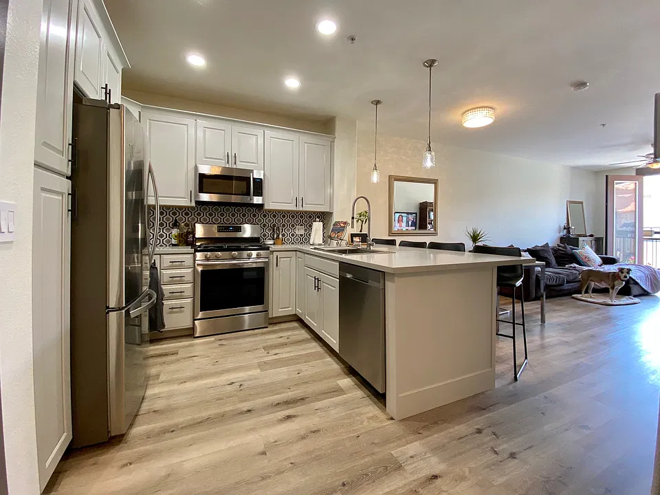 24501 Town Center Dr #7300