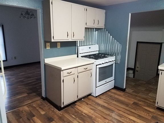 5th image of 1633 Winnebago St #1633
