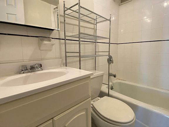 5th image of 57 W 85th St #3BB