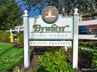 Bywatyr Lane, Bridgeport, CT 06605