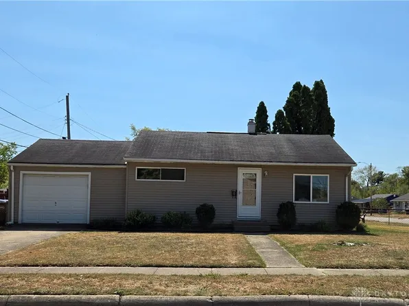 104 Diana Ln N, Fairborn, OH 45324