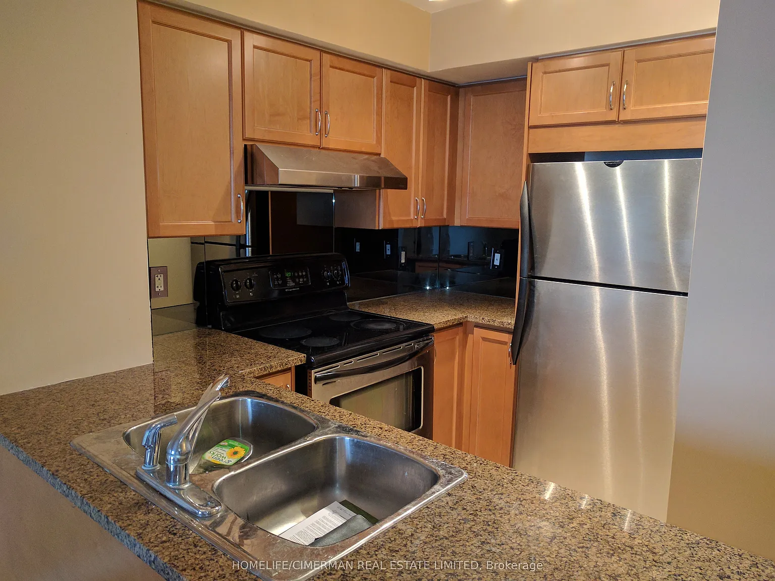 2 bed, $2,400 — Photo 4