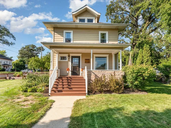 408 E Lincoln Ave, Hinckley, IL 60520