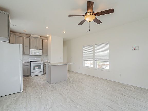 4th image of 4470 E Vegas Valley Dr #149