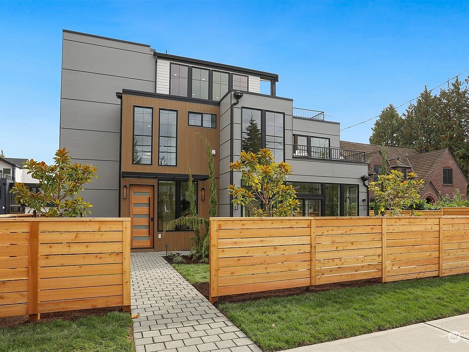 2117 N 117th Street, Seattle, WA 98133 | Zillow