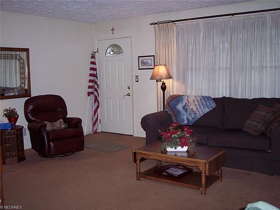 5th image of 1861 Kenwood Dr