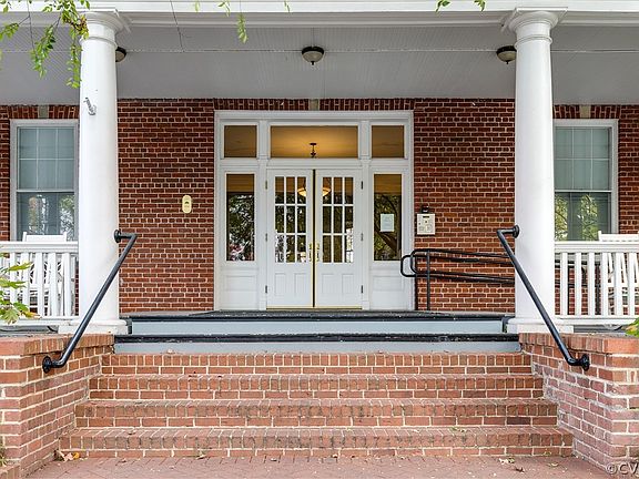 2nd image of 2620 Stuart Ave #U2a