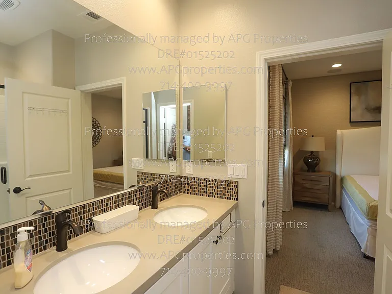 3320 W Mirano Dr — Photo 19