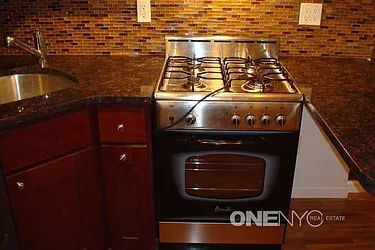 Rented by ONE Manhattan Real Estate