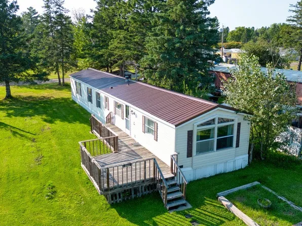 439 S 3rd St E, Aurora, MN 55705