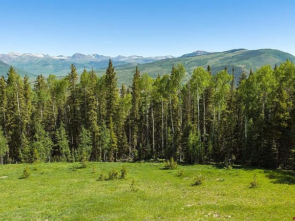 5th image of 141 White Buffalo Trail