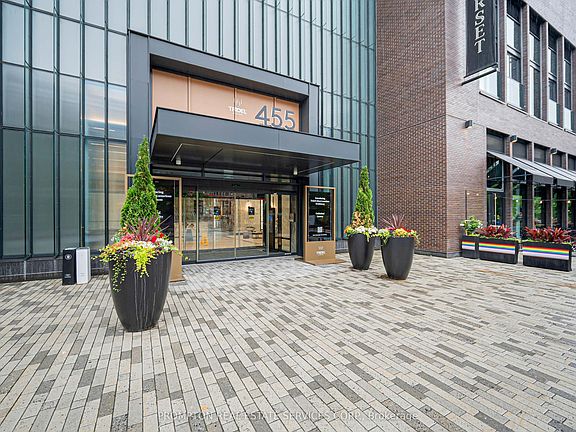 2nd image of 455 Wellington St W #908