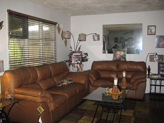 3rd image of 2371 W Southern Ave S