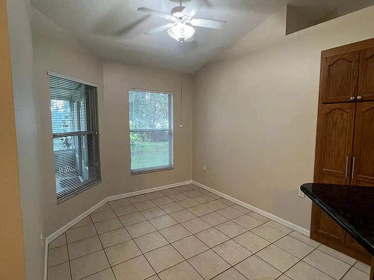 3808 Bayshore Cir — Photo 5