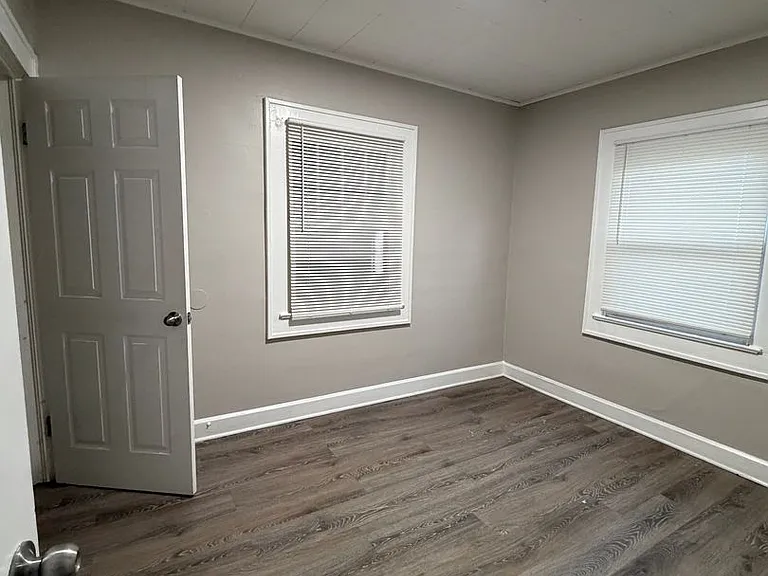 3469 Graceland Ave — Photo 13