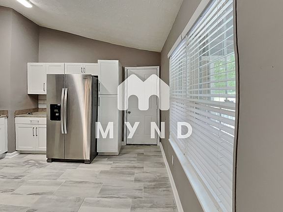 4th image of 6213 Creekford Dr