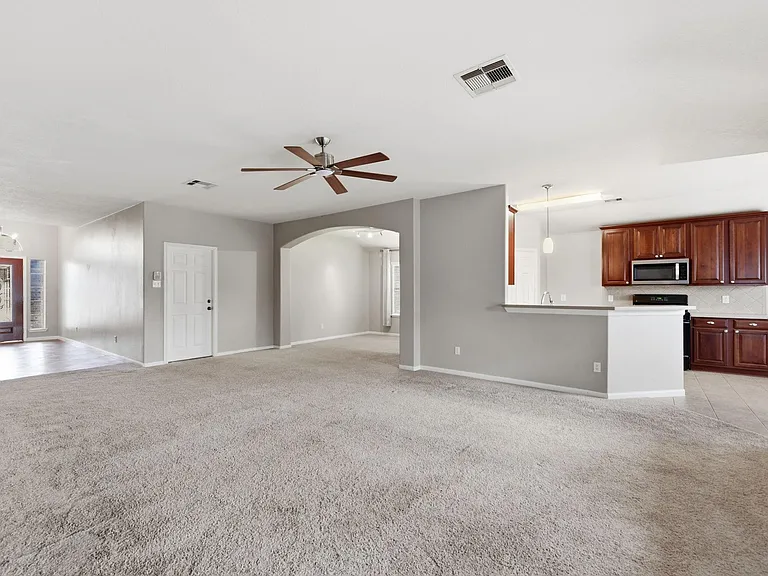 21011 Narrow Gate Dr — Photo 9