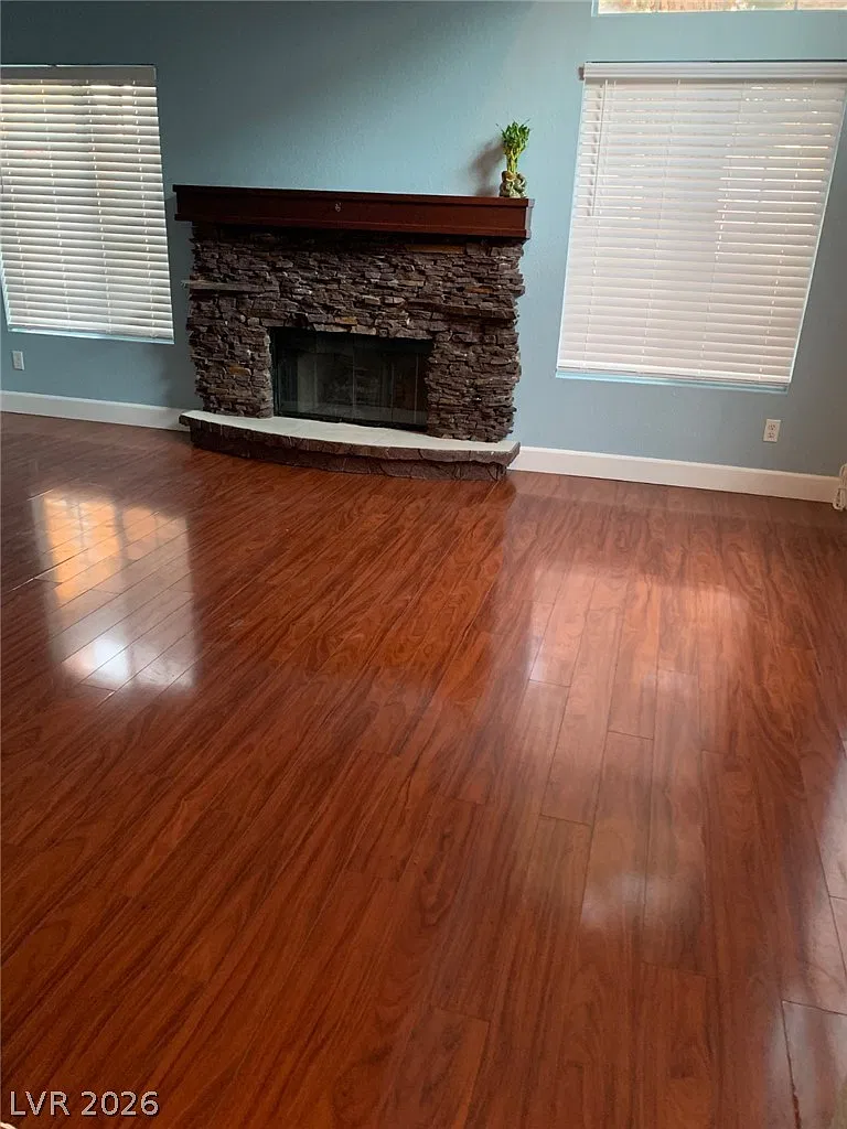 3 bed, 2.5 bath, 1594 sqft, $1,900 — Photo 4