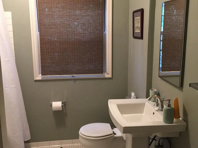 4417 SE Crystal Springs Blvd — Photo 15