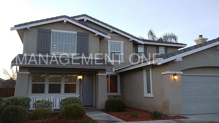 1st image of 27671 Rosemont Ct