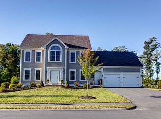 40 Hayfield Ln, Holden, MA 01520