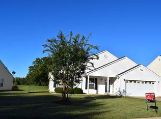 414 Candleglow Dr, Boiling Springs, SC 29316