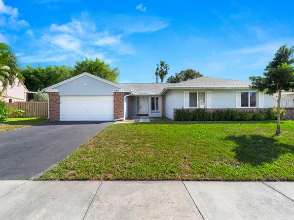 1060 Cedar Creek Way, Davie, FL 33325