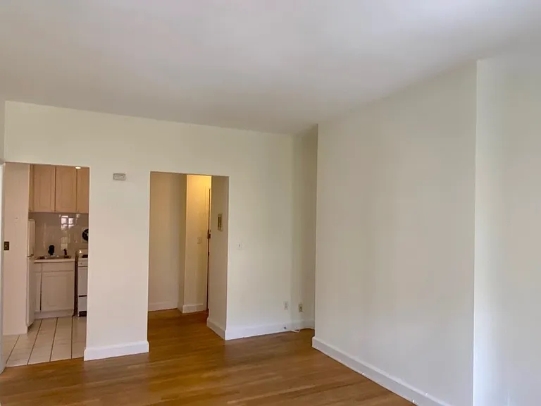 530 Beacon St #20 — Photo 1