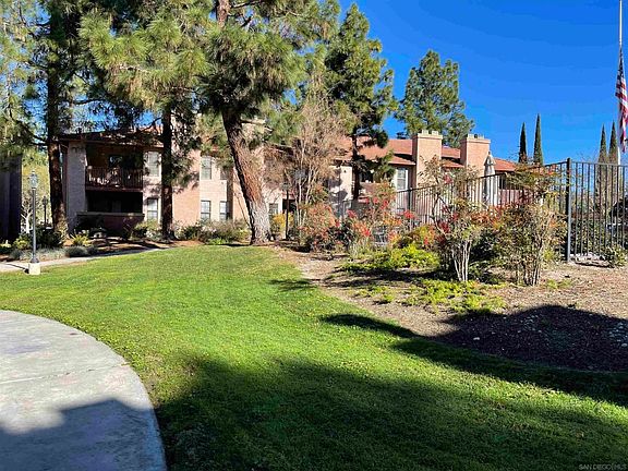5th image of 12023 Alta Carmel Ct Unit 258