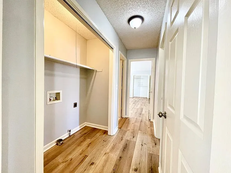 1721 Emerson Ct — Photo 16
