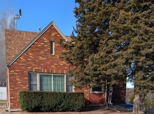 2221 Carter Rd, Dubuque, IA 52001