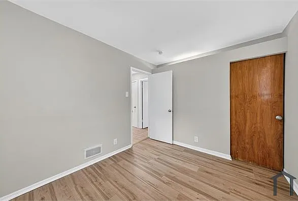 10772 Spring Garden Dr — Photo 16