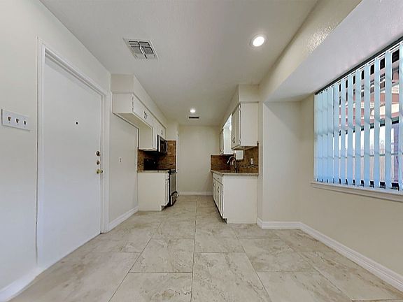 4th image of 10510 Kirkdale Dr