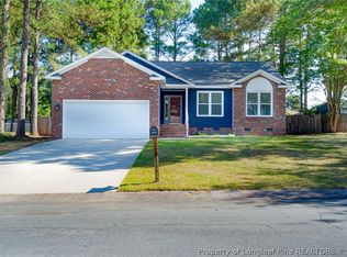 116 Stonesthrow Ln, Raeford, NC 28376